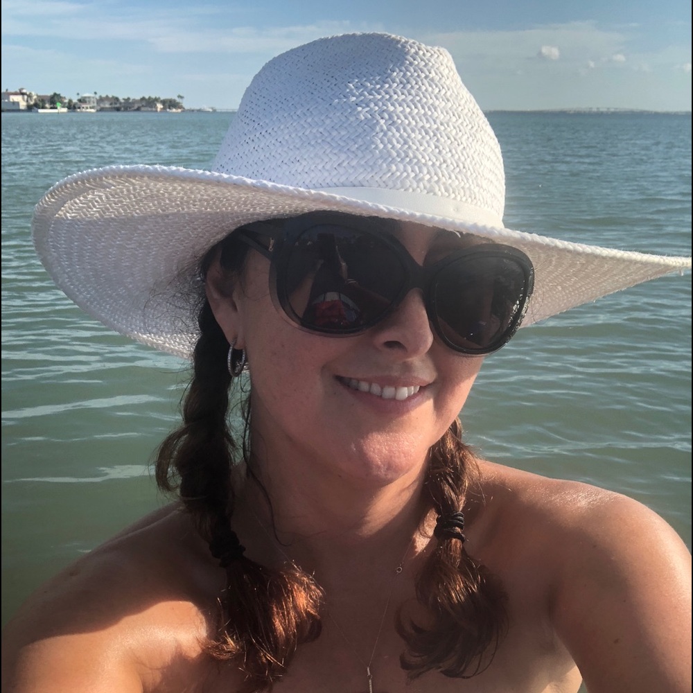 Meet your Posher, Maria